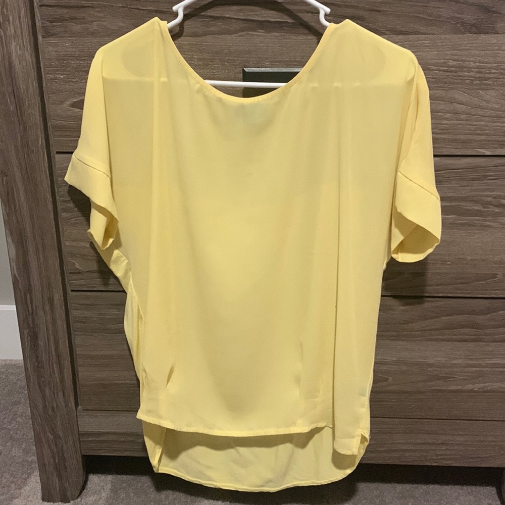 The Limited Short Sleeve Yellow Blouse Size M